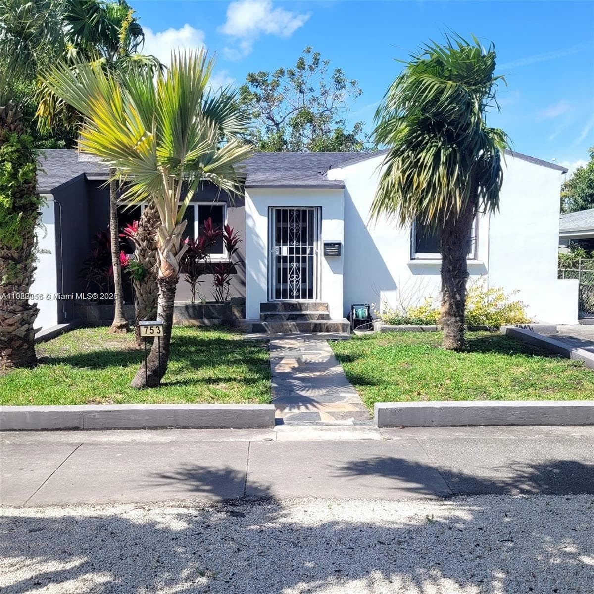 753 NE 81st St, Miami, FL 33138 — zdjęcie 3