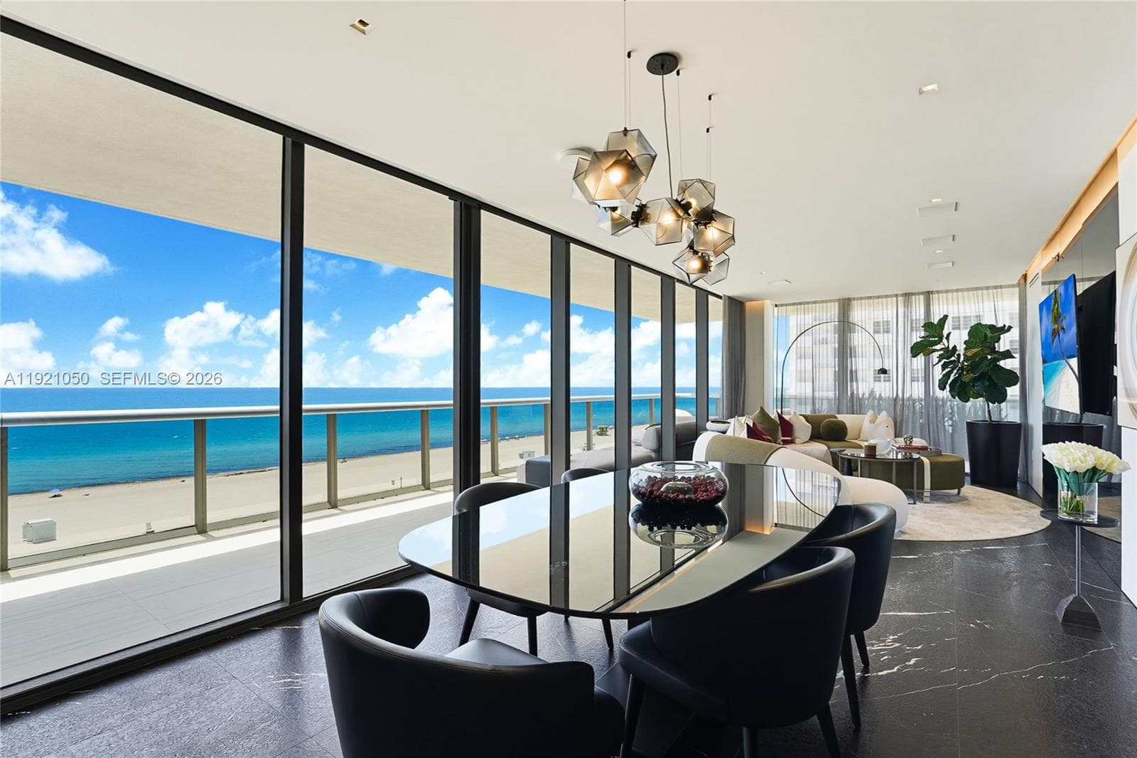 5875 Collins Ave # 902, Miami Beach, FL 33140 — zdjęcie 3