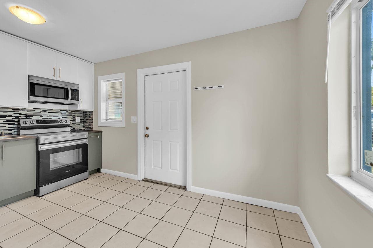 728 20th Street, West Palm Beach, FL 33407 — zdjęcie 2