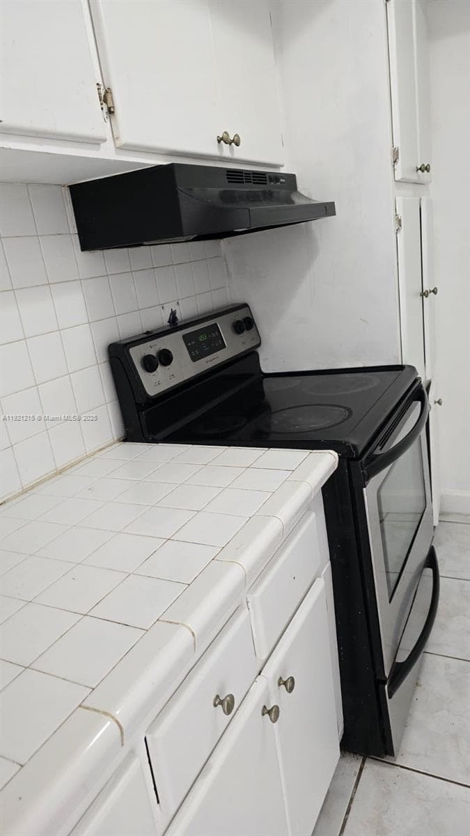1885 NE 121st St # 17, North Miami, FL 33181 — zdjęcie 4