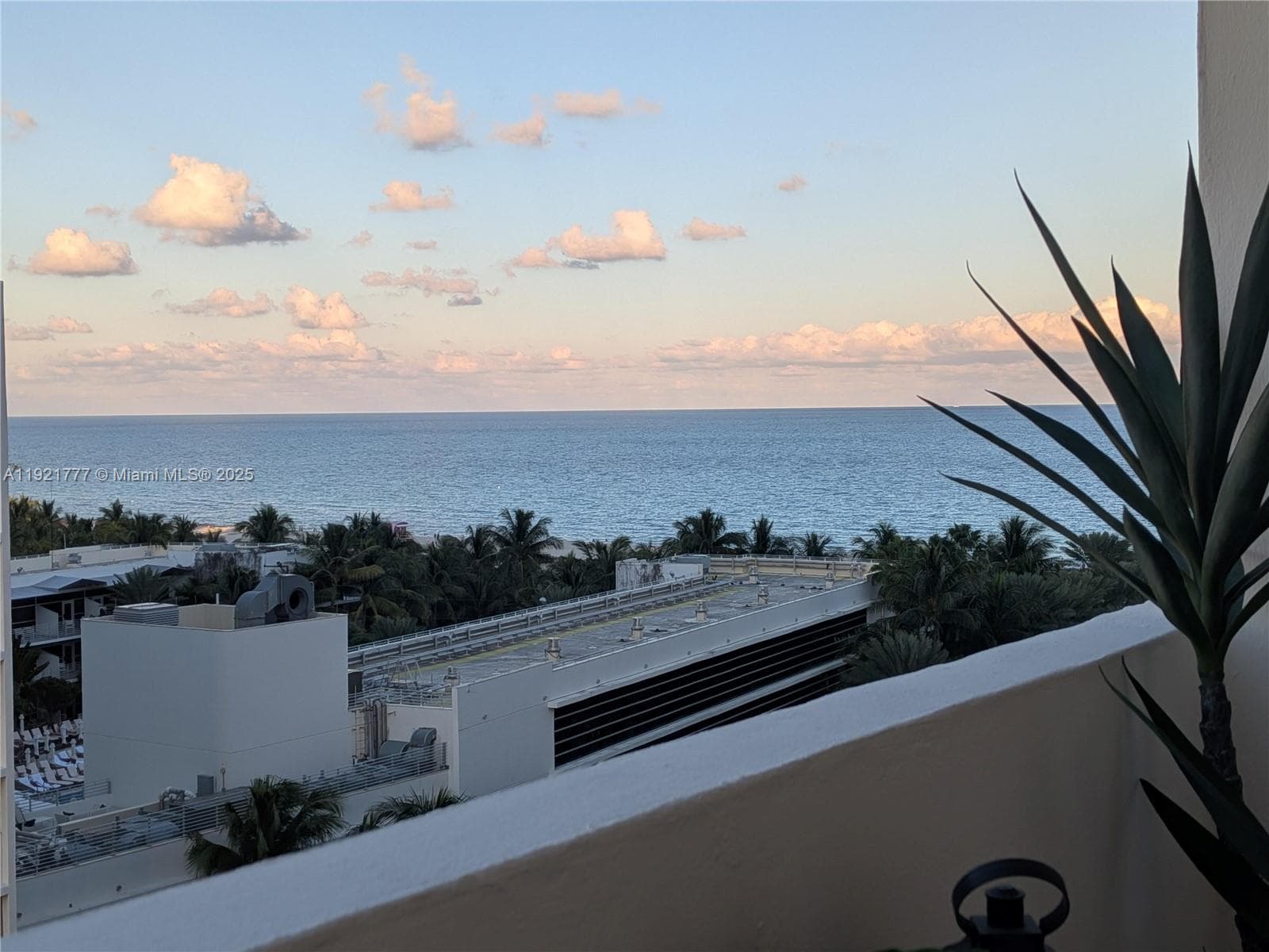 100 Lincoln Rd # 904, Miami Beach, FL 33139 — zdjęcie 3