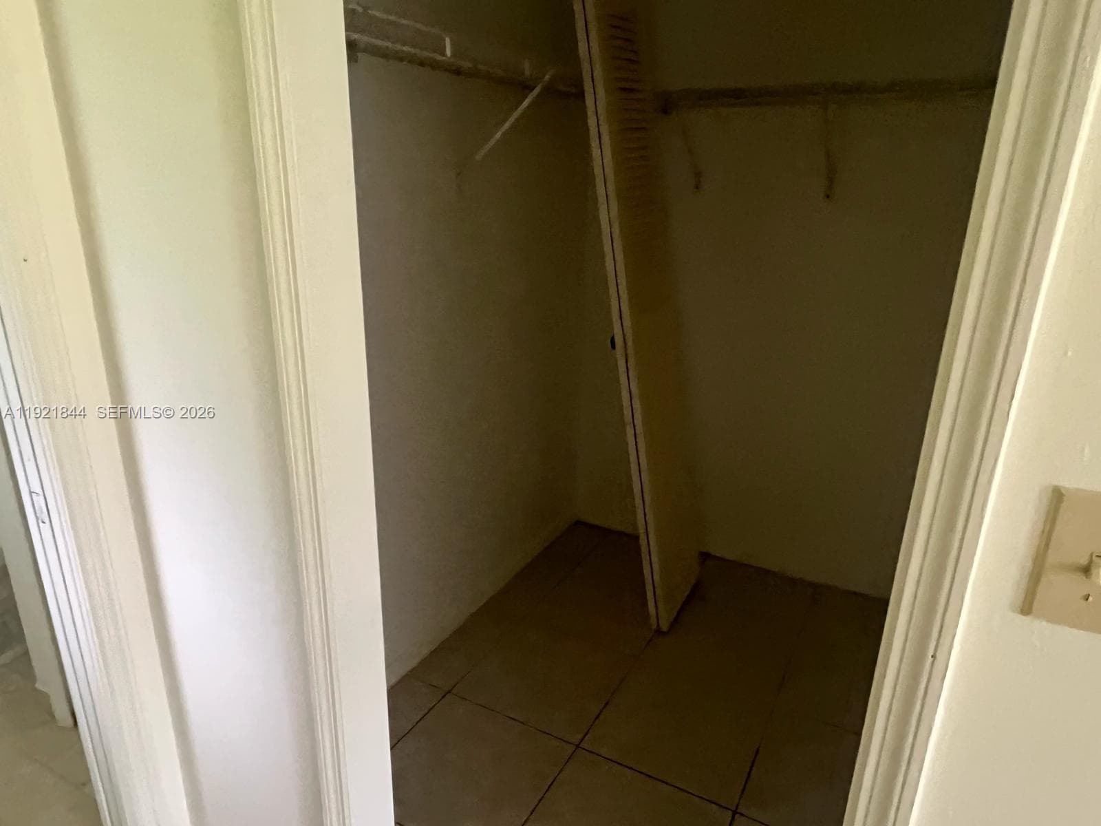 2410 SE Renick Ave, Port St. Lucie, FL 34952 — zdjęcie 4