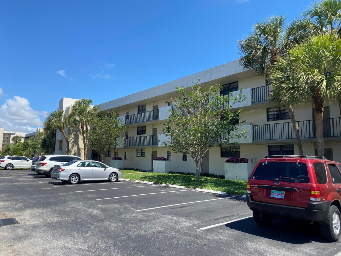2420 Deer Creek Country Club Boulevard # 302-d, Deerfield Beach, FL 33442 — zdjęcie 2