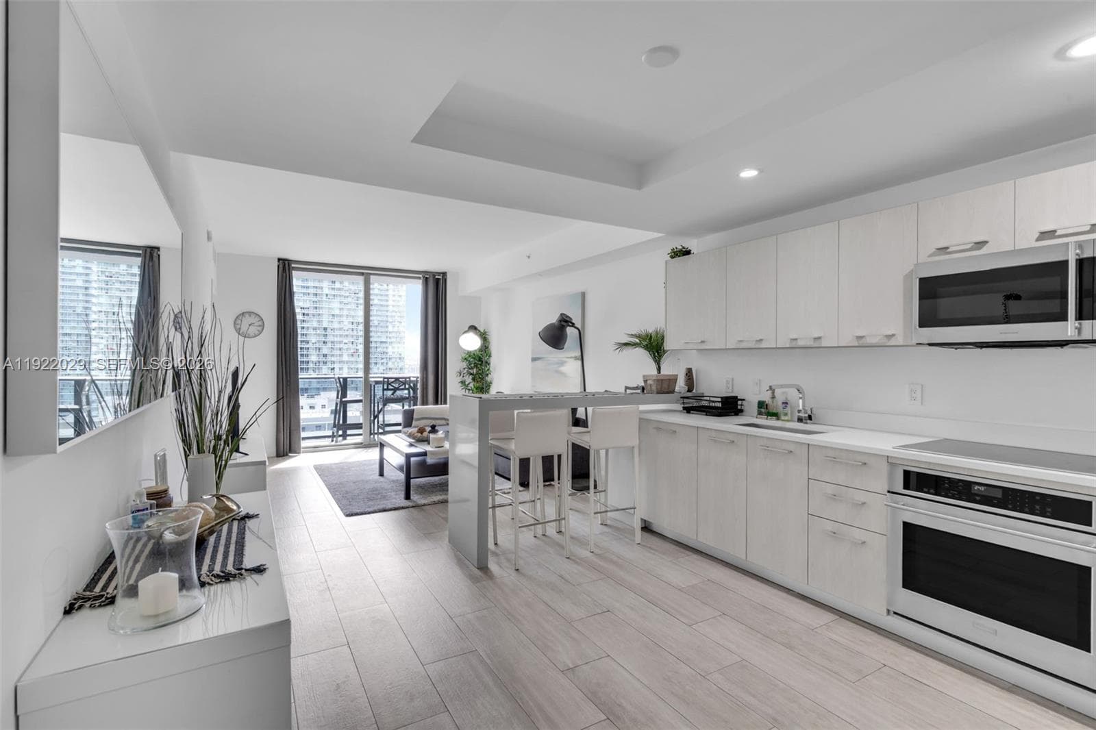 55 SW 9th St # 1705, Miami, FL 33130 — zdjęcie 2