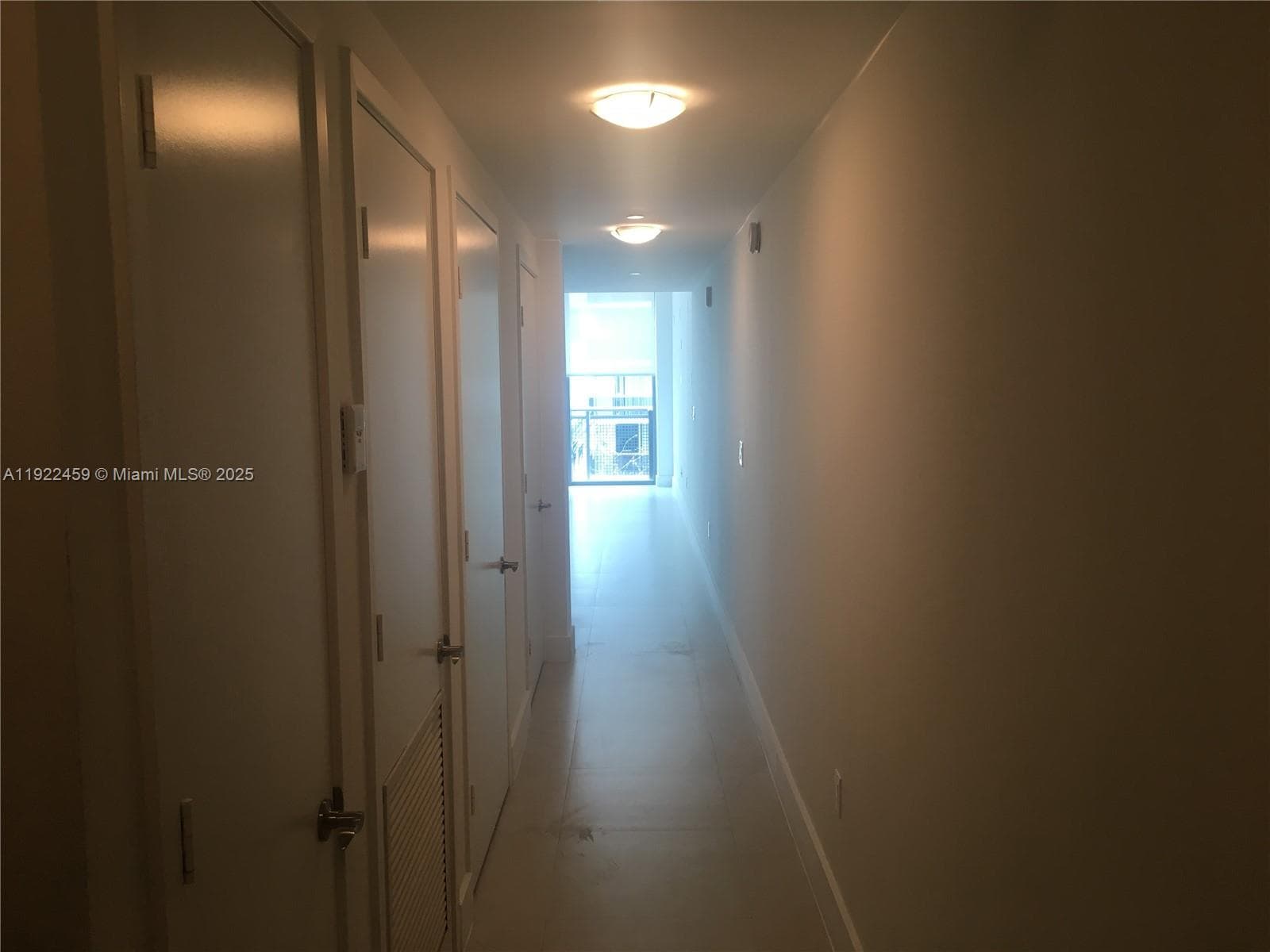 6000 Collins Ave # 521, Miami Beach, FL 33140 — zdjęcie 3