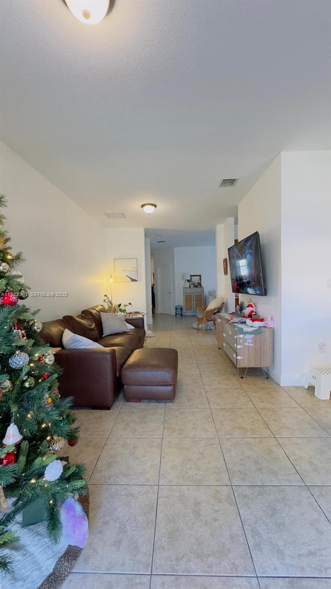 10131 NW 10th St, Miami, FL 33172 — zdjęcie 4