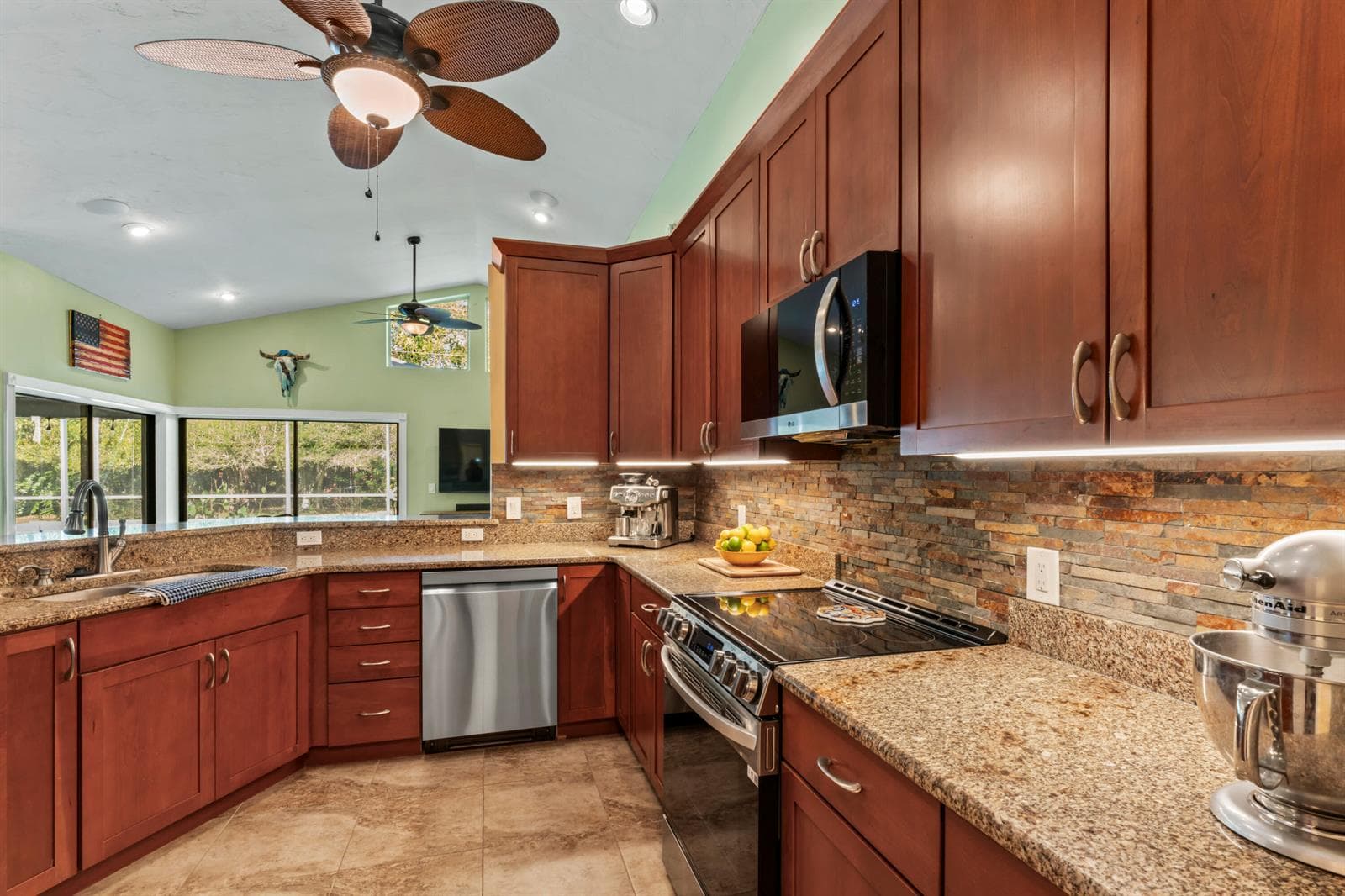 3221 Bent Pine Drive, Fort Pierce, FL 34951 — zdjęcie 3