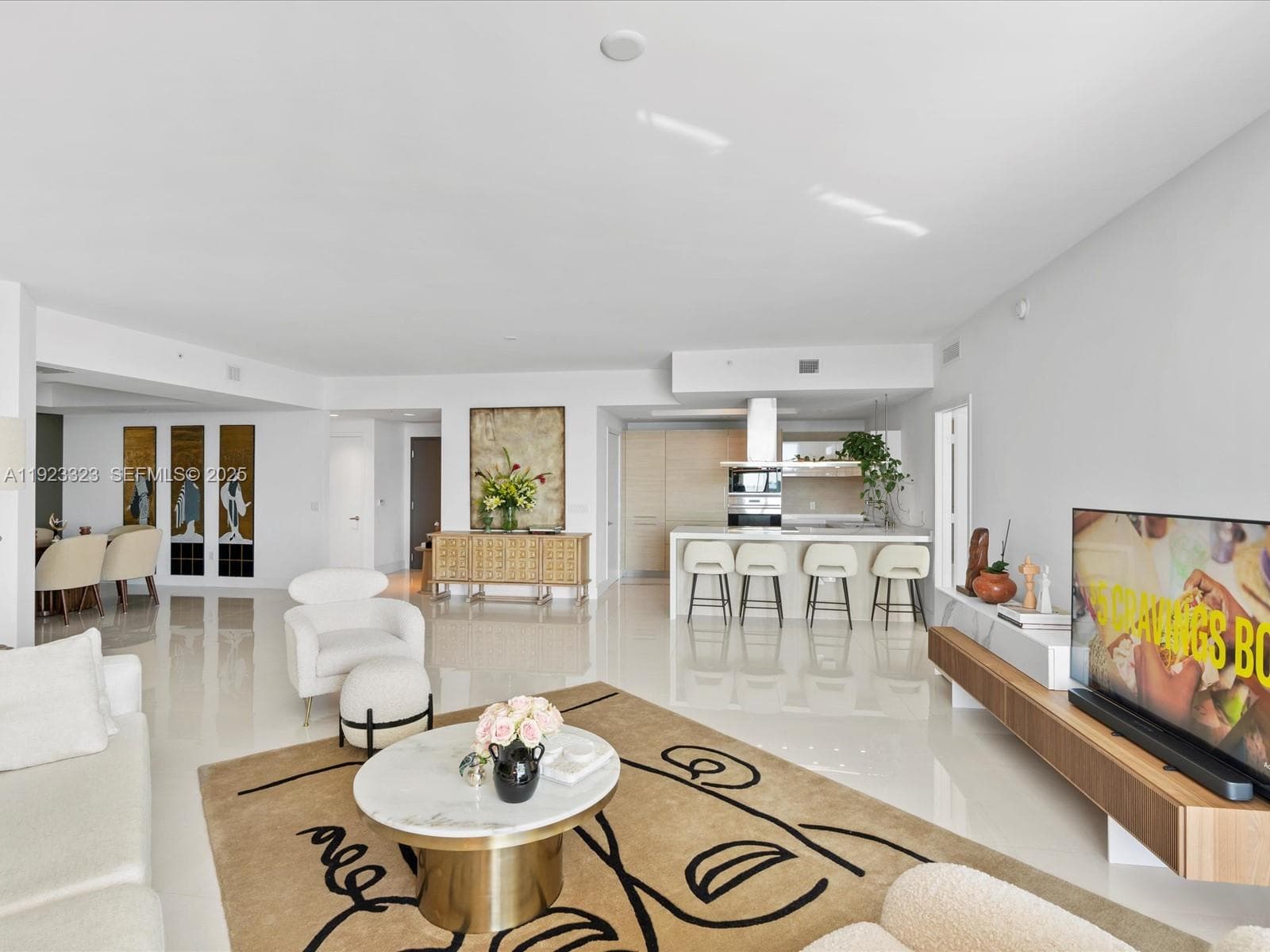 17111 Biscayne Blvd # 1104, North Miami Beach, FL 33160 — zdjęcie 4
