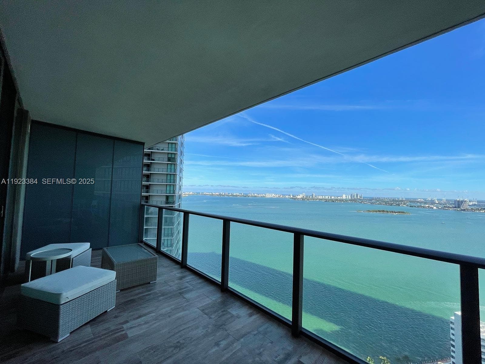 650 NE 32nd St # 3005, Miami, FL 33137 — zdjęcie 2