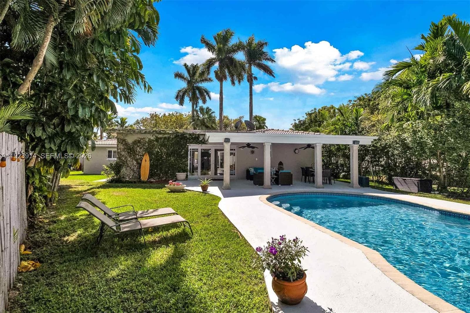 461 NE 115th St, Miami, FL 33161 — zdjęcie 2