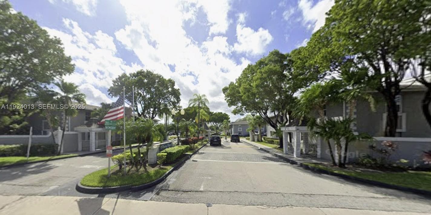 464 NE 210th Cir Ter # 102-10A, Miami, FL 33179