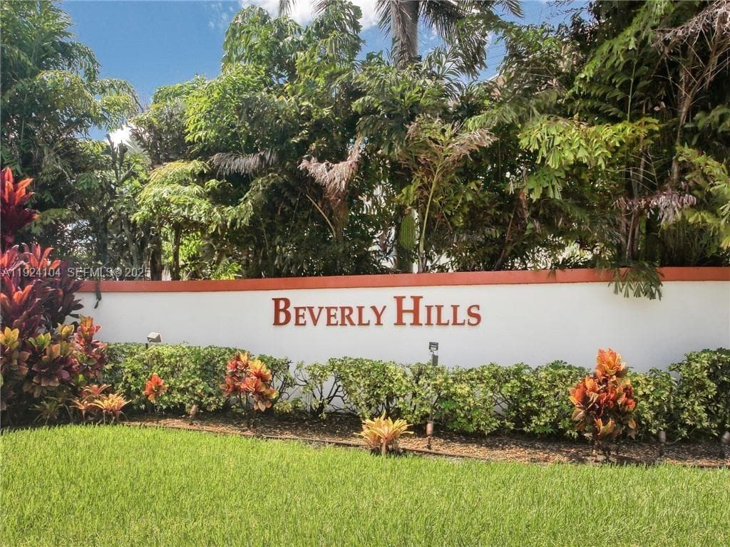 5300 Washington St # N117, Hollywood, FL 33021