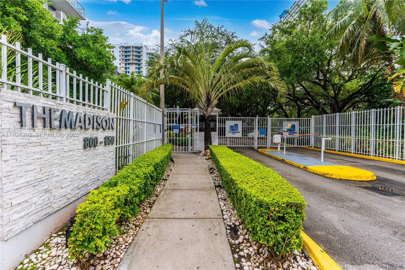 850 N Miami Ave # W-408, Miami, FL 33136
