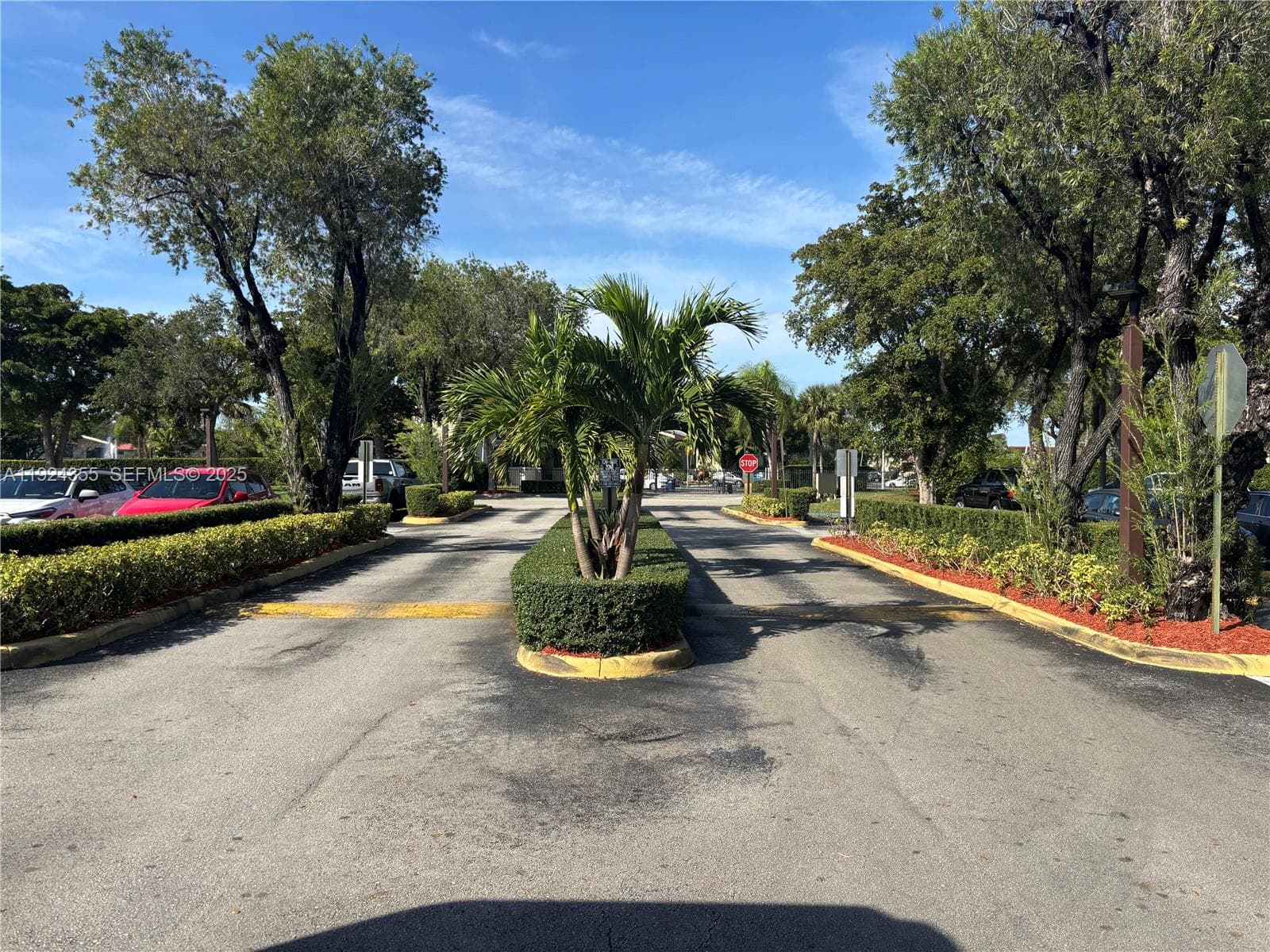 14250 SW 62nd St # 520, Miami, FL 33183 — zdjęcie 2