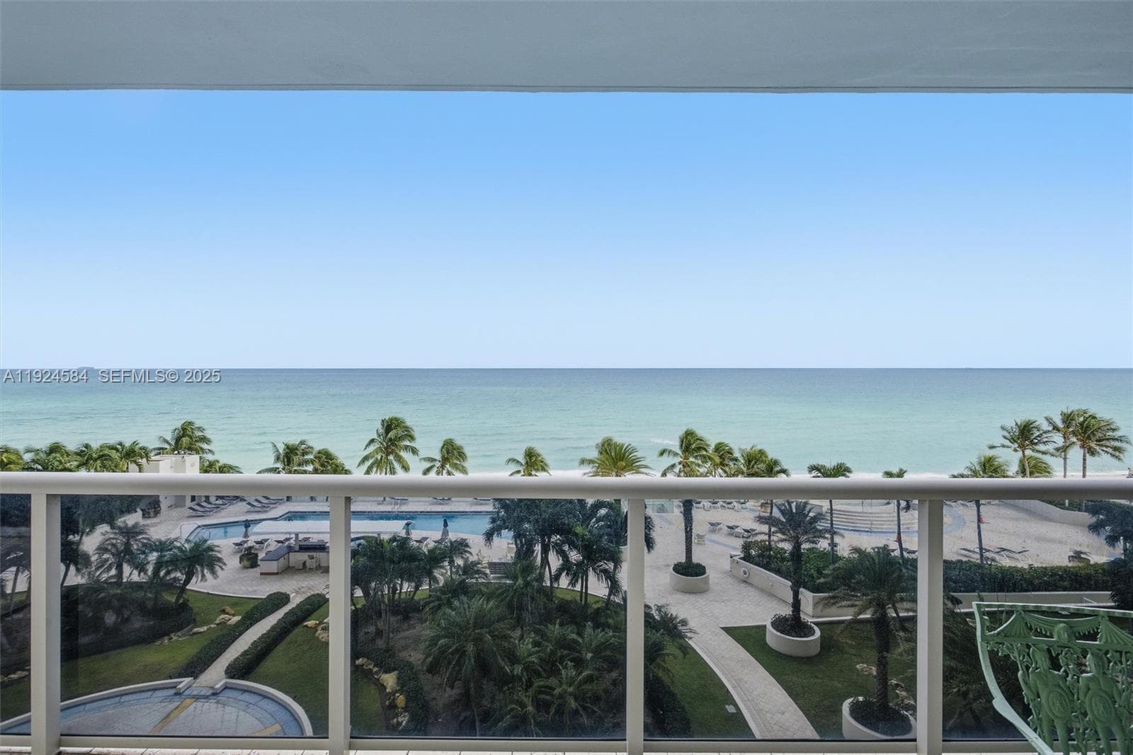 19111 Collins Ave # 505, Sunny Isles Beach, FL 33160 — zdjęcie 4