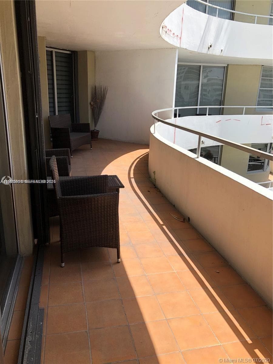 5555 Collins Ave # 7T, Miami Beach, FL 33140 — zdjęcie 5