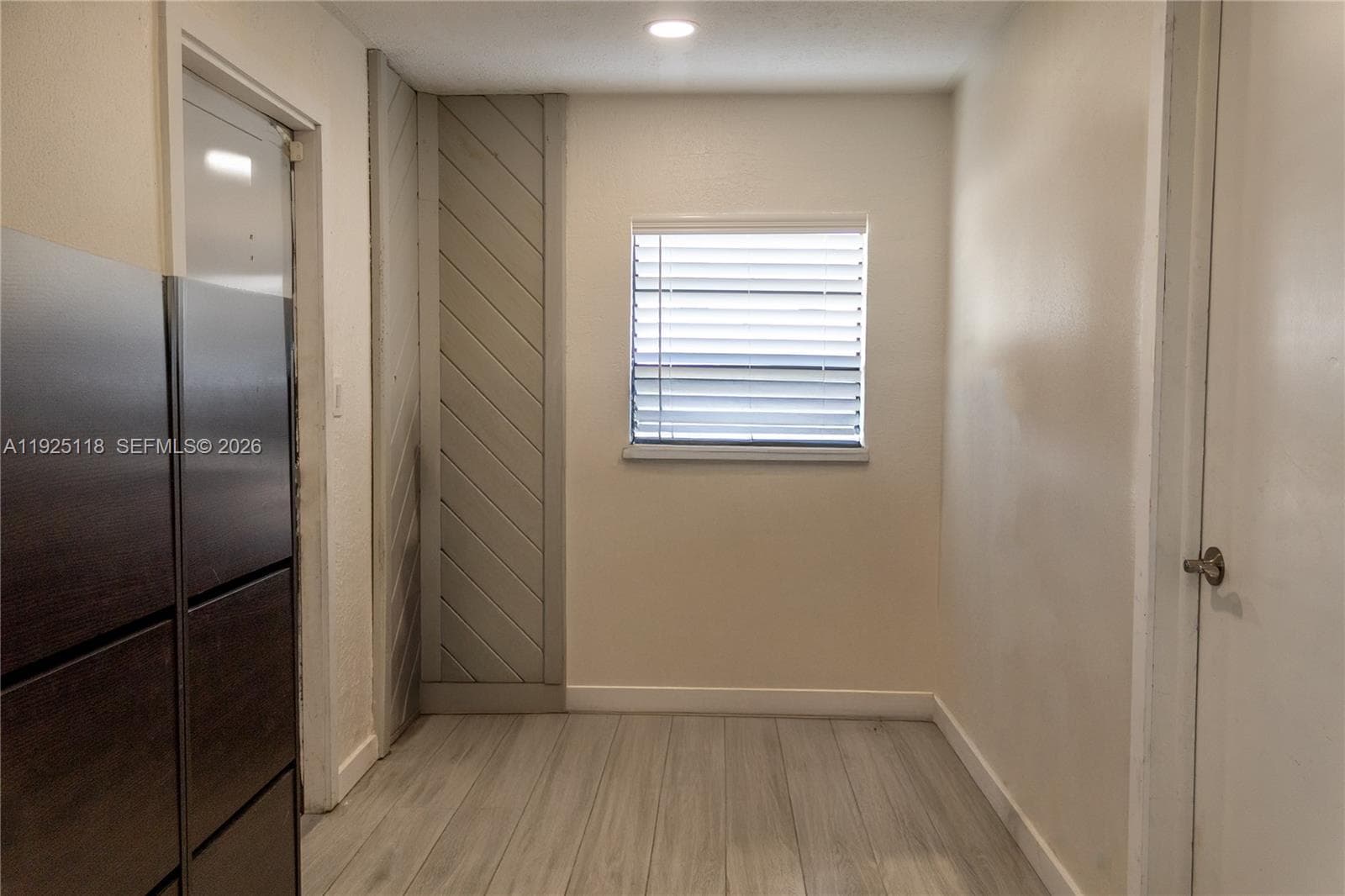 2444 Roosevelt St, Hollywood, FL 33020 — zdjęcie 4