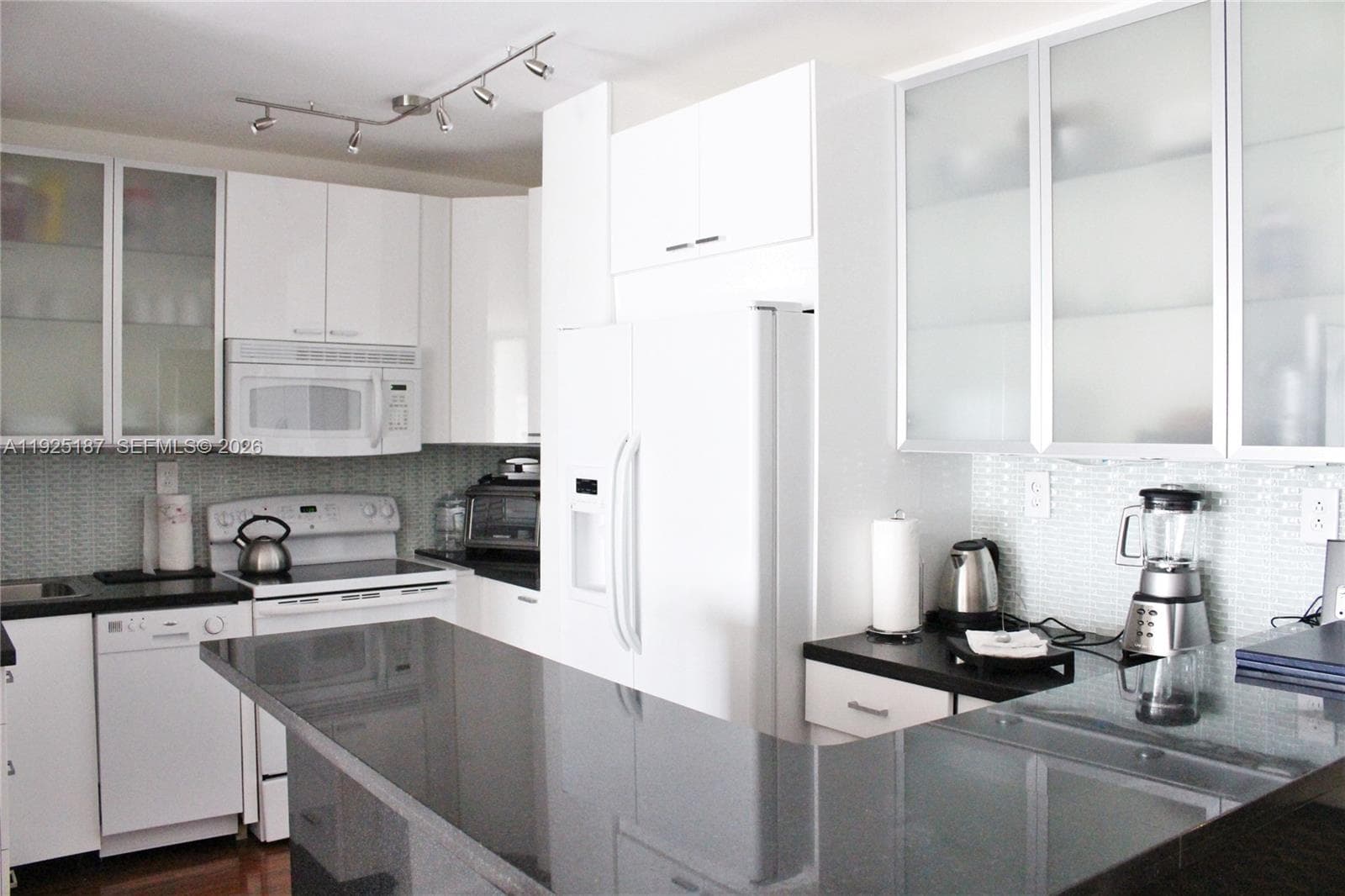 1980 S OCEAN DR # 8N, Hallandale Beach, FL 33009 — zdjęcie 5