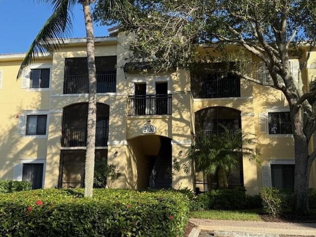 2730 Anzio Court # 305, Palm Beach Gardens, FL 33410
