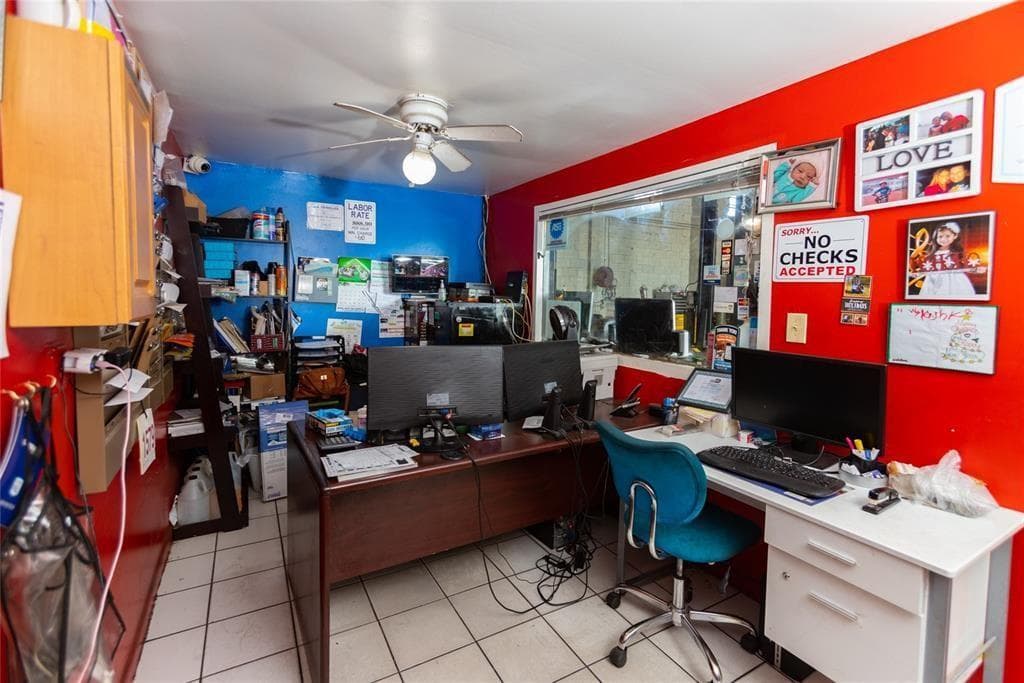 669 NW 26th Street, Miami, FL 33127 — zdjęcie 3