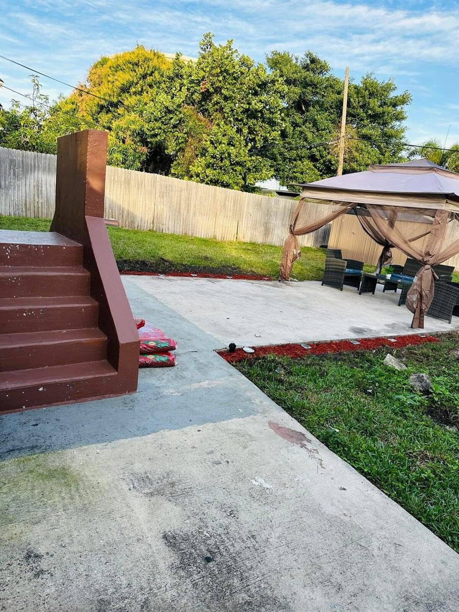 833 Briggs Street, West Palm Beach, FL 33405 — zdjęcie 5