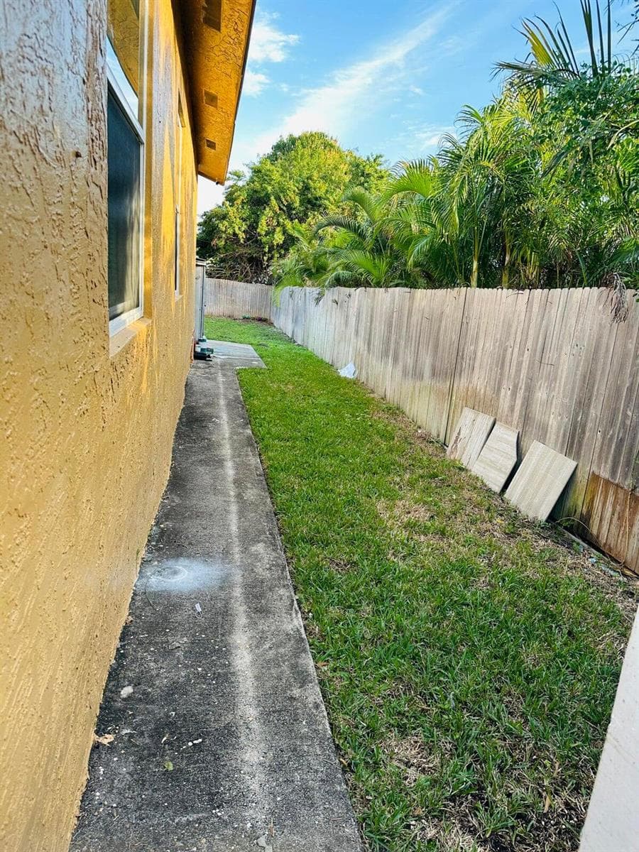833 Briggs Street, West Palm Beach, FL 33405 — zdjęcie 4