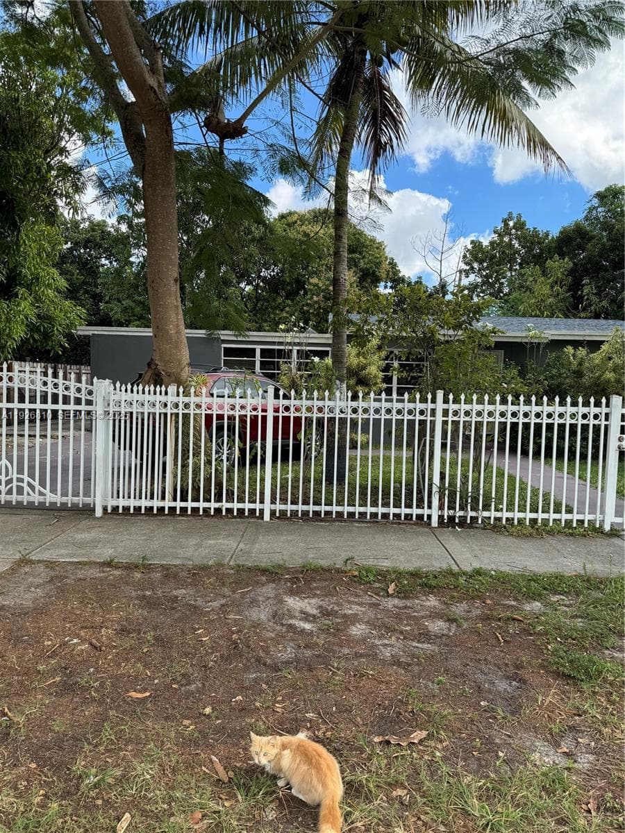 17971 NW 4th Ave, Miami Gardens, FL 33169