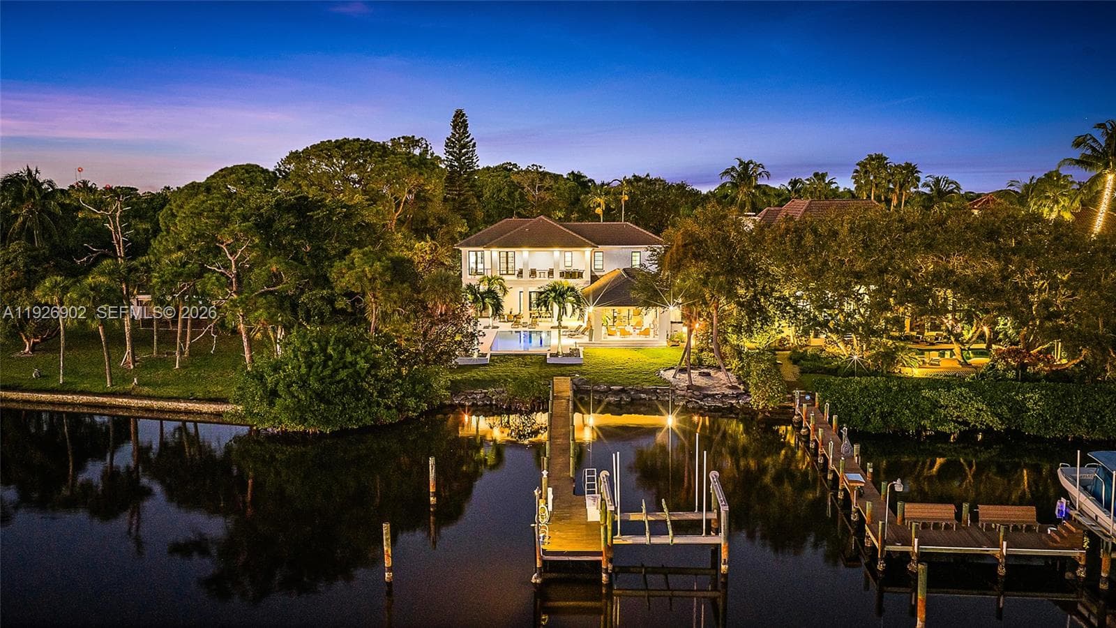 19651 Riverside Dr, Jupiter, FL 33469