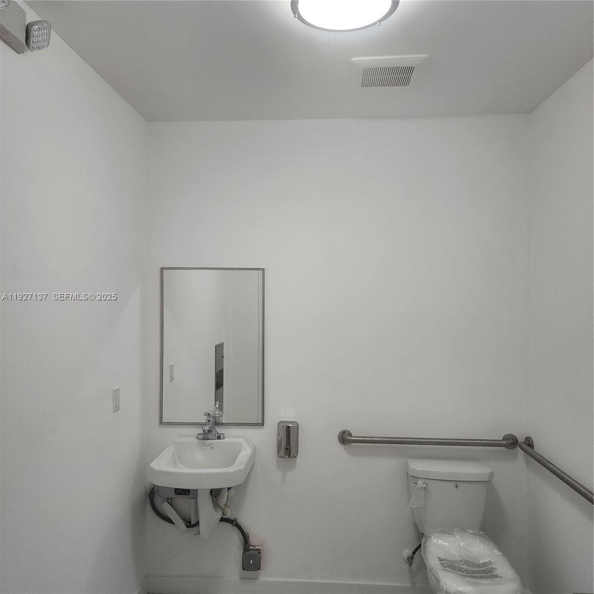 1695 NW 110th Ave # 103, Sweetwater, FL 33172 — zdjęcie 5