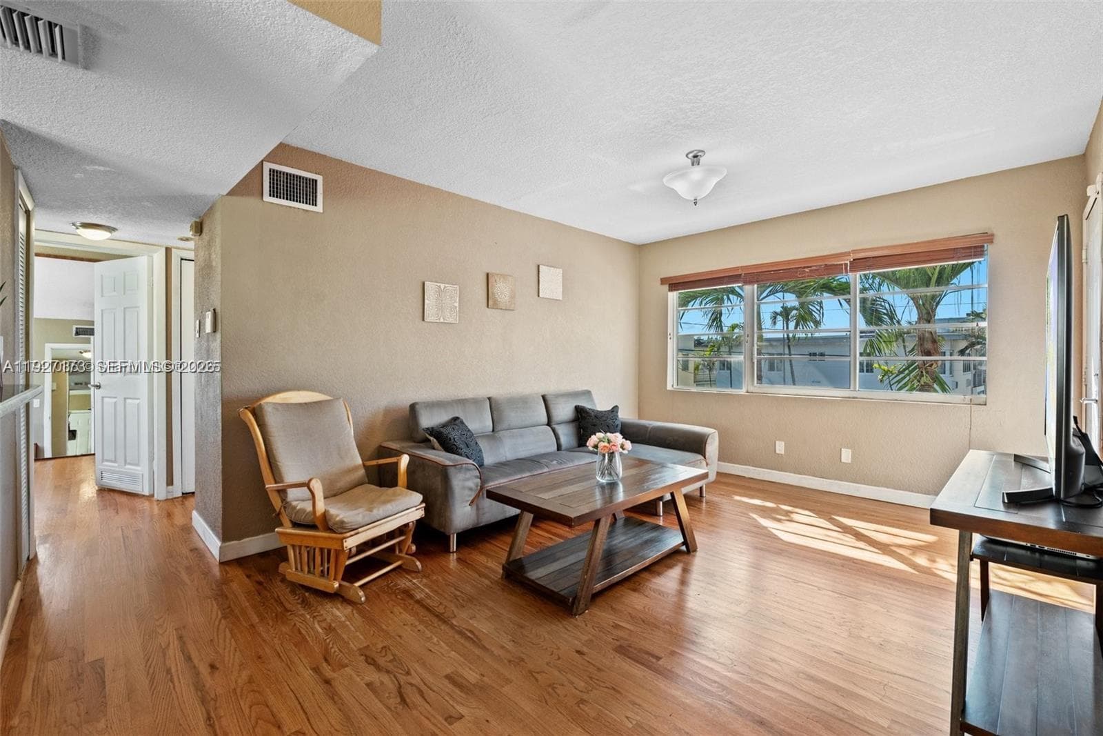 8345 Byron Ave # 6, Miami Beach, FL 33141 — zdjęcie 3