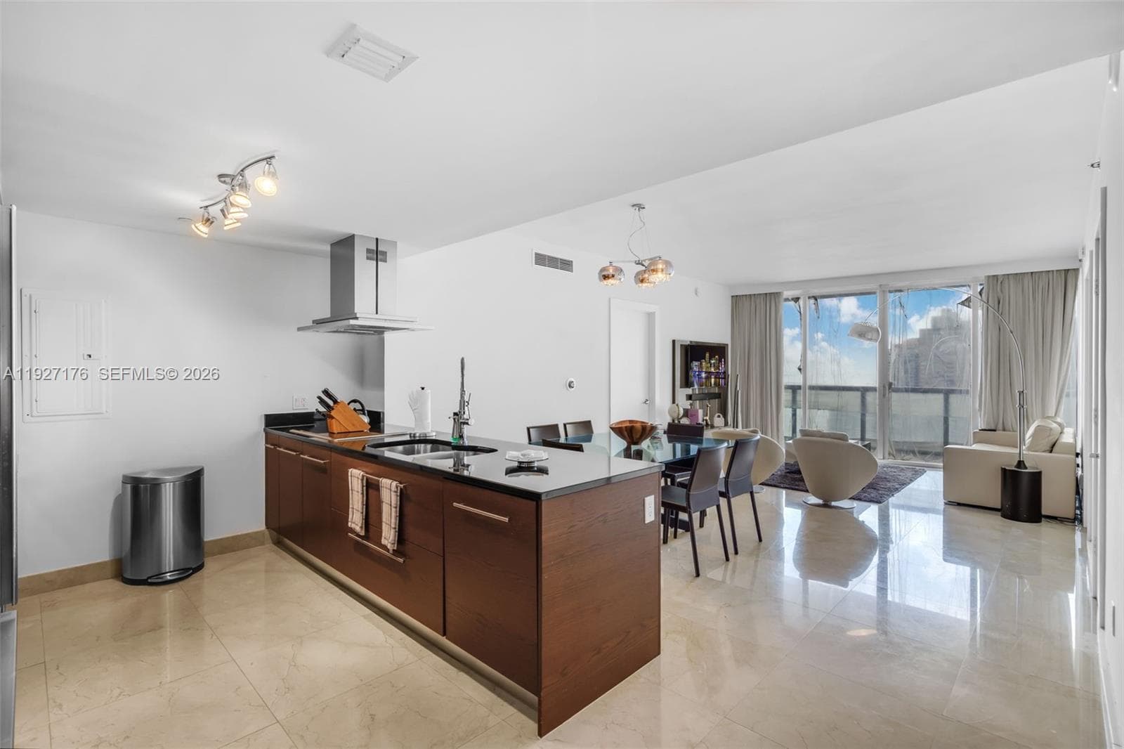 495 Brickell Ave # 2405, Miami, FL 33131 — zdjęcie 4