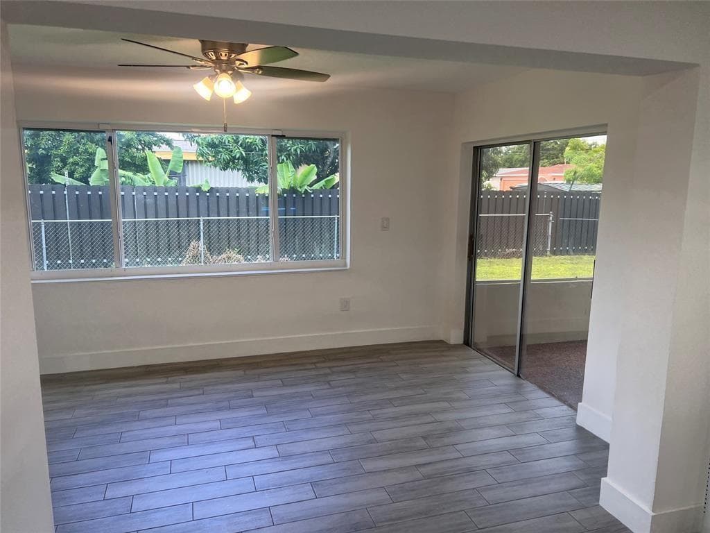 8361 NW 27th Place, Sunrise, FL 33322 — zdjęcie 5