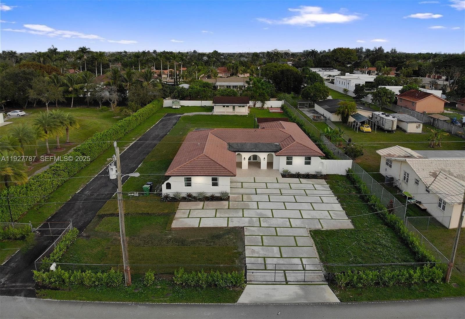 3801 SW 132nd Ave, Miami, FL 33175 — zdjęcie 3