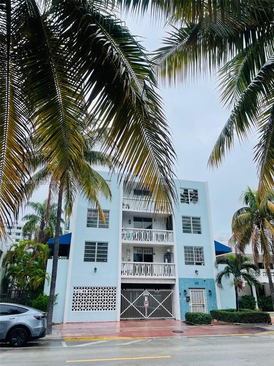 335 Collins Ave # 302, Miami Beach, FL 33139 — zdjęcie 2