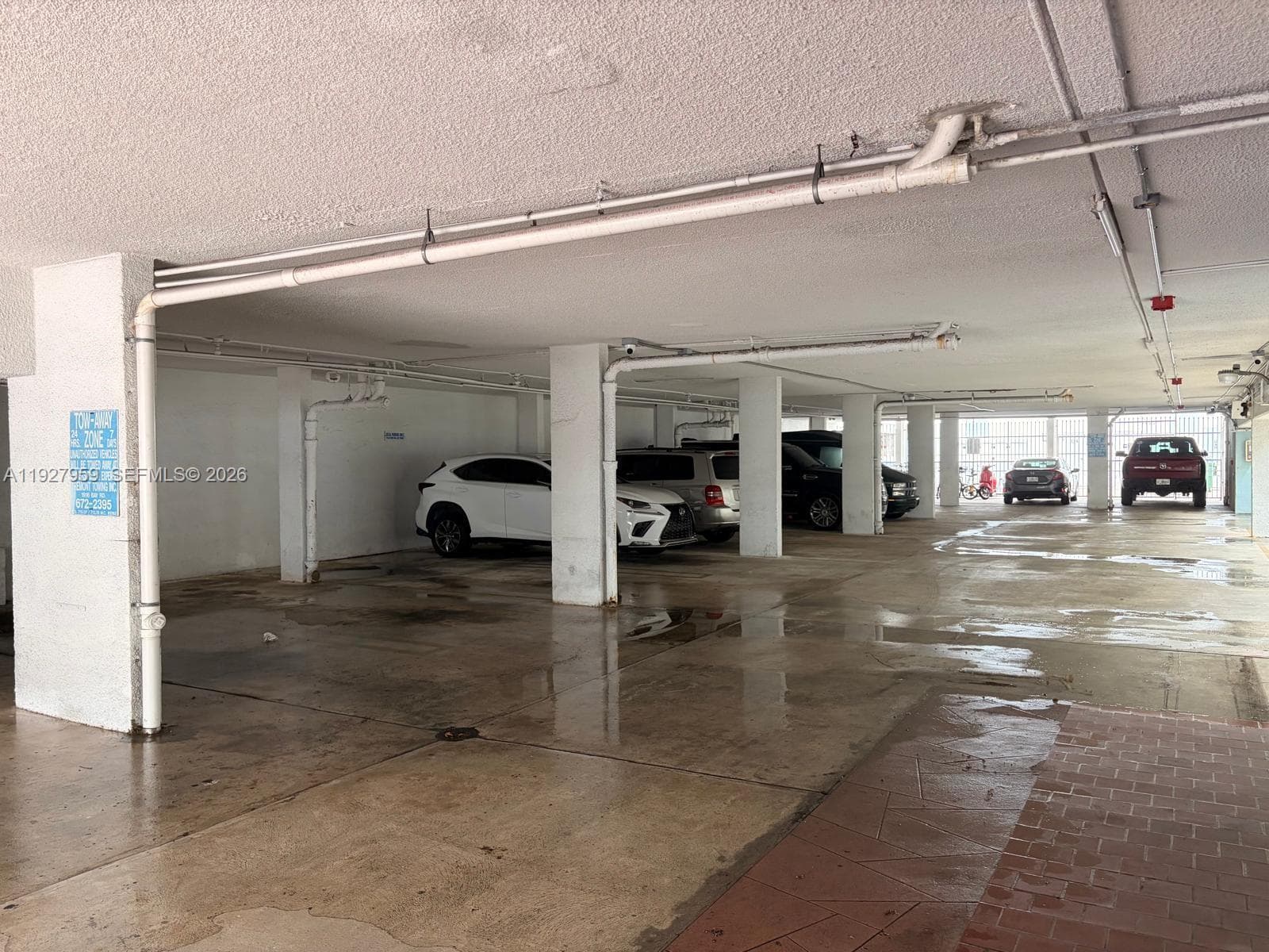 335 Collins Ave # 302, Miami Beach, FL 33139 — zdjęcie 3