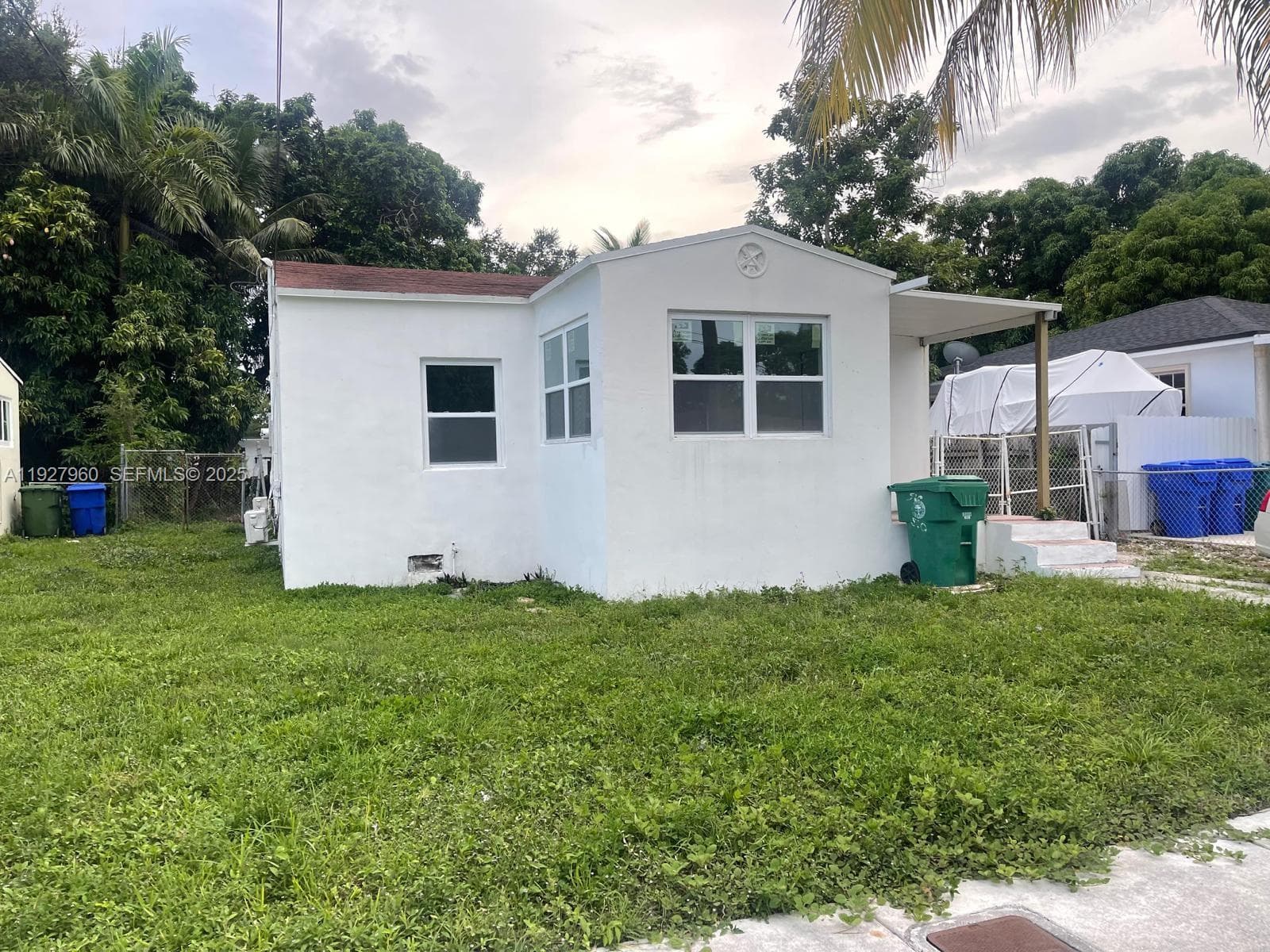 560 NW 53rd St, Miami, FL 33127 — zdjęcie 2
