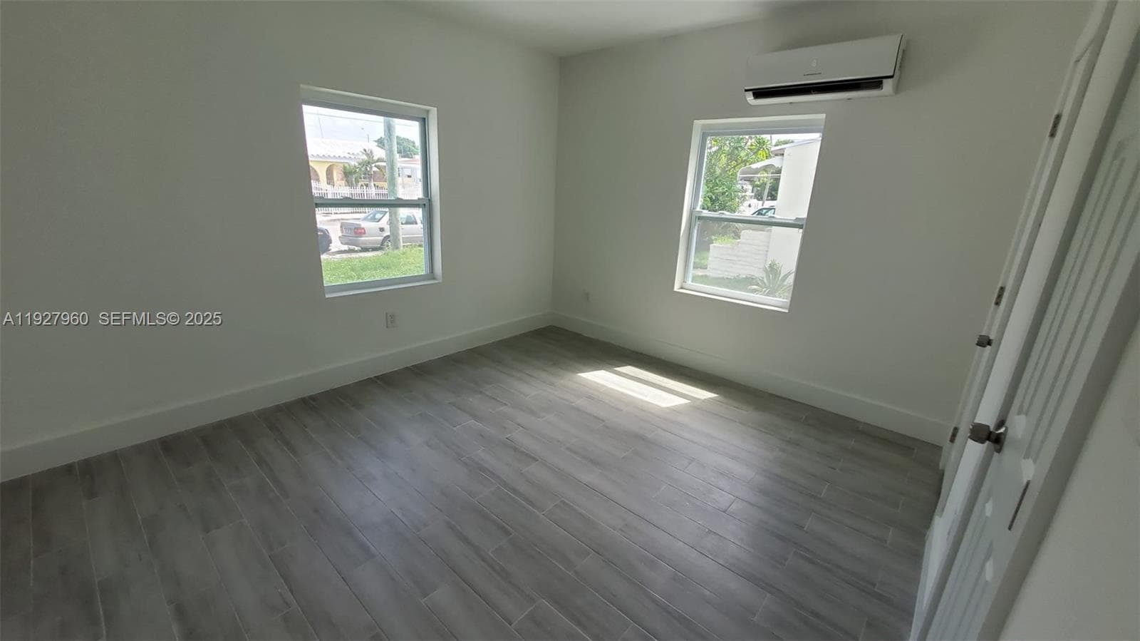 560 NW 53rd St, Miami, FL 33127 — zdjęcie 5