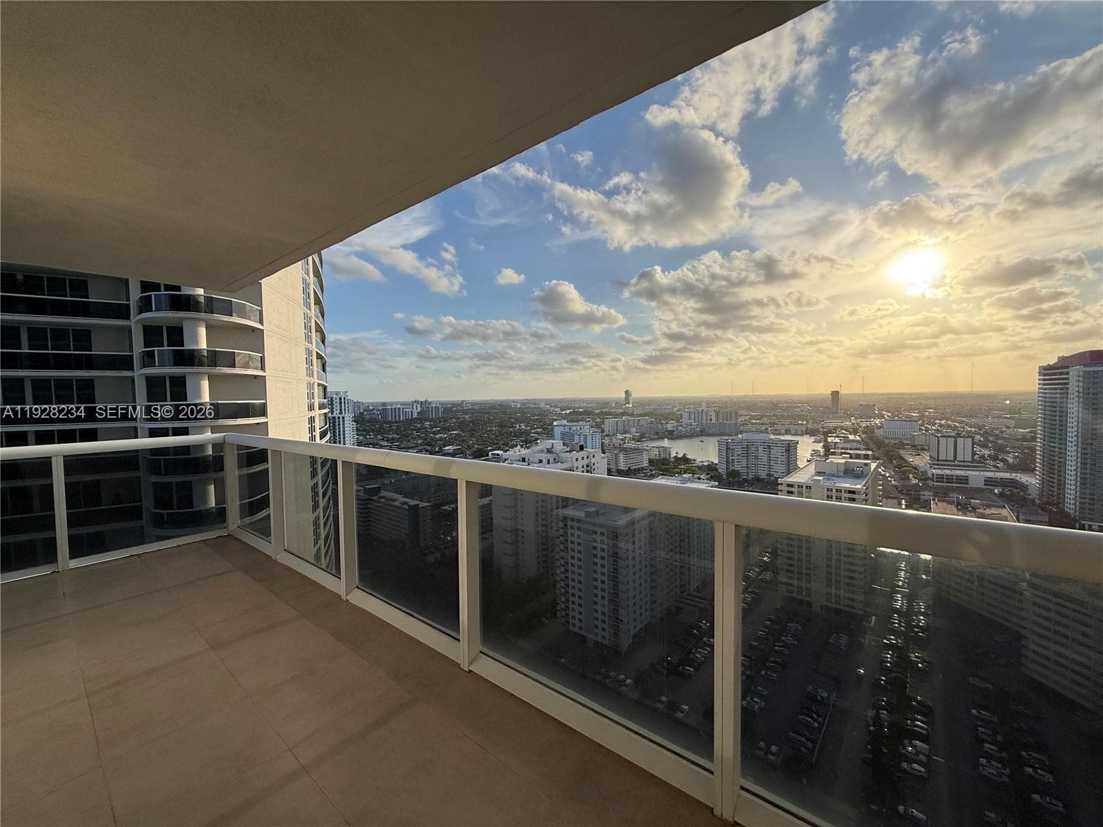 1830 S Ocean Dr # 3006, Hallandale Beach, FL 33009 — zdjęcie 3