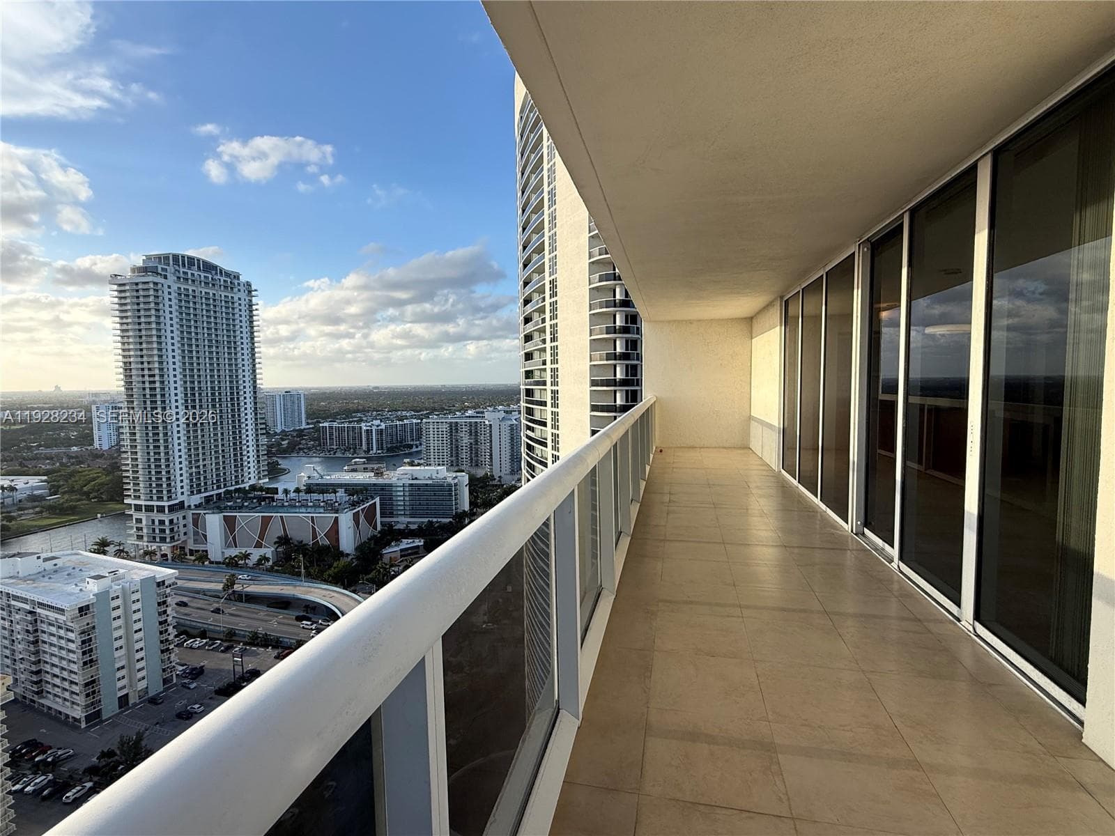 1830 S Ocean Dr # 3006, Hallandale Beach, FL 33009 — zdjęcie 4