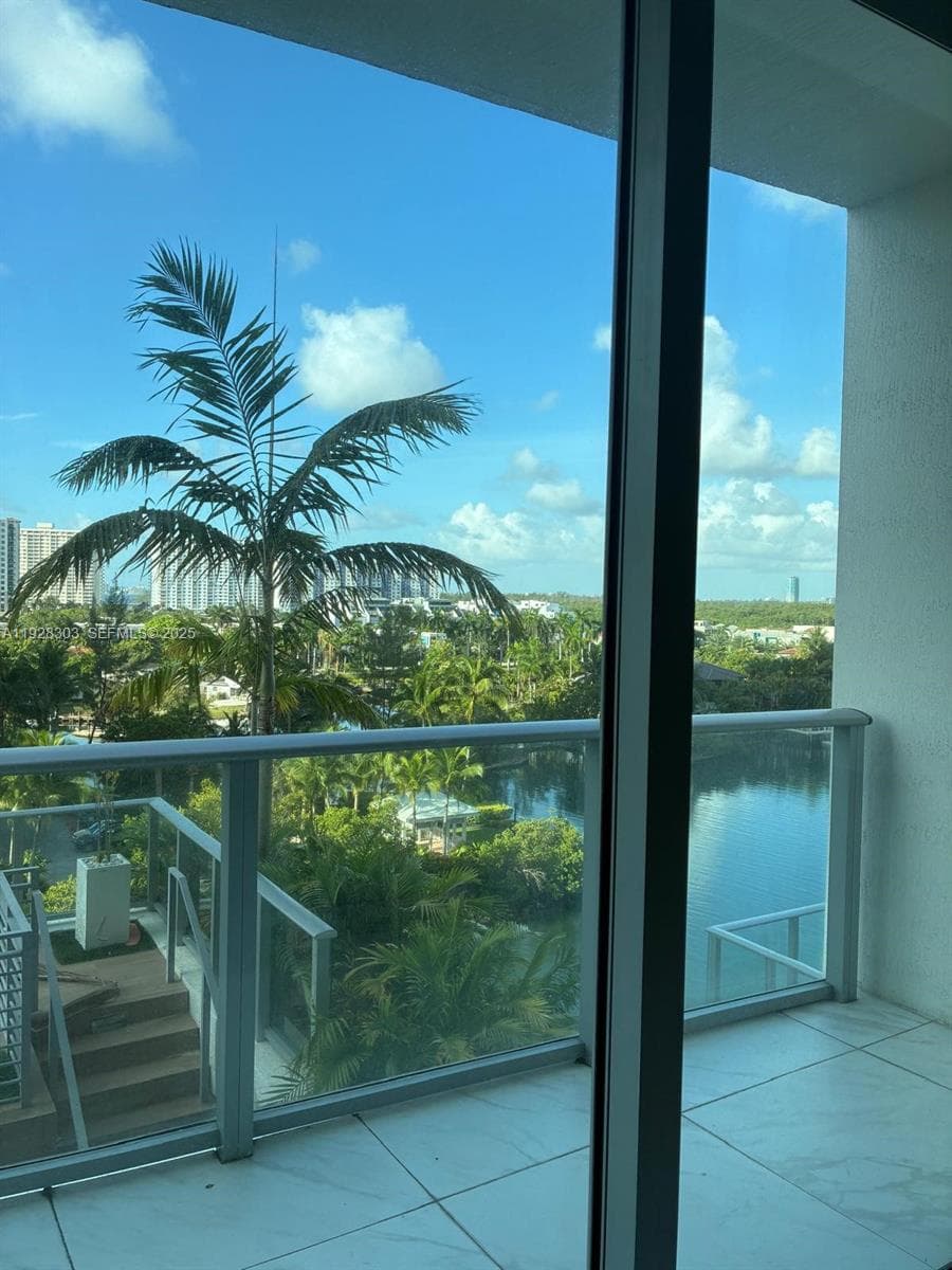 300 Sunny Isles Blvd # 4-506, Sunny Isles Beach, FL 33160 — zdjęcie 2