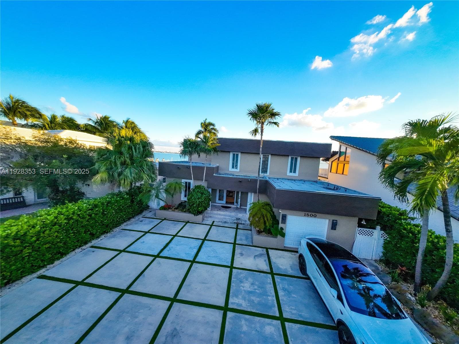 1500 S Treasure Dr, North Bay Village, FL 33141 — zdjęcie 2