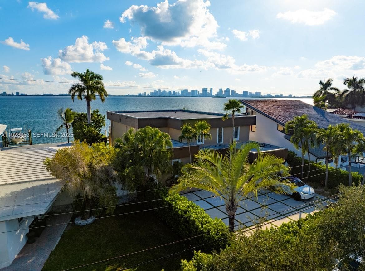 1500 S Treasure Dr, North Bay Village, FL 33141 — zdjęcie 3