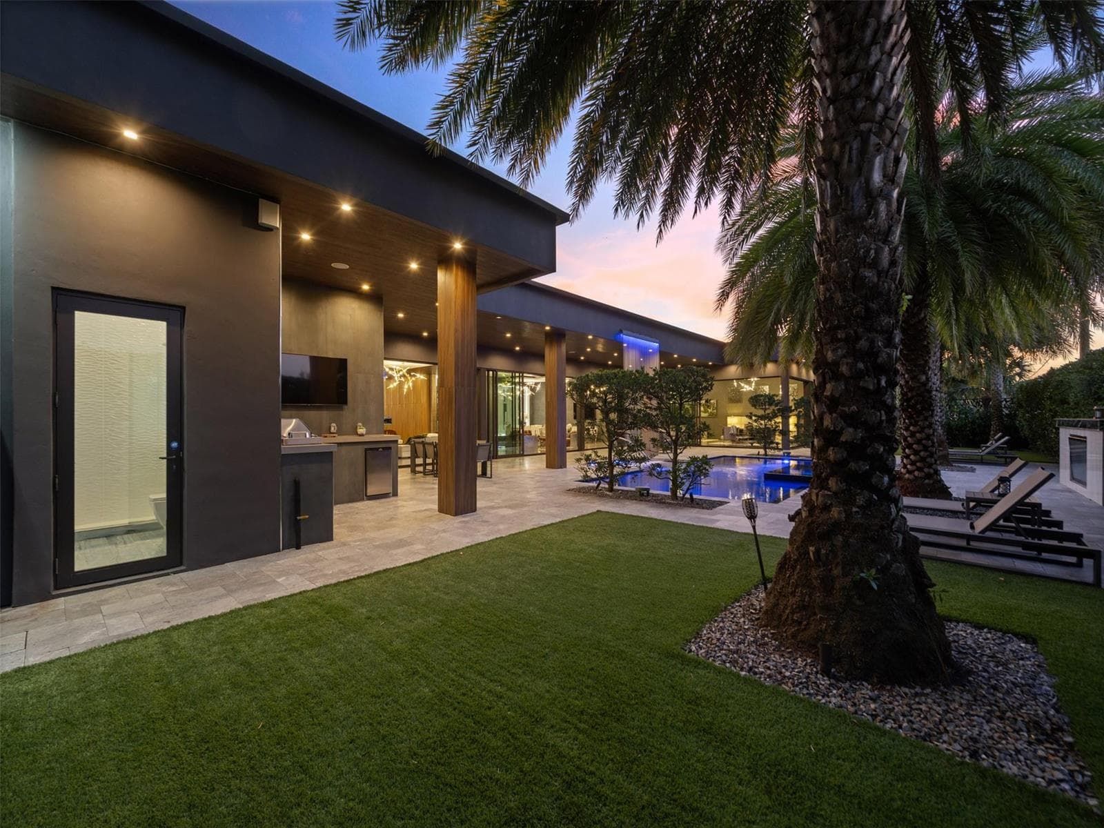 2213 NE 37th Drive, Fort Lauderdale, FL 33308 — zdjęcie 3