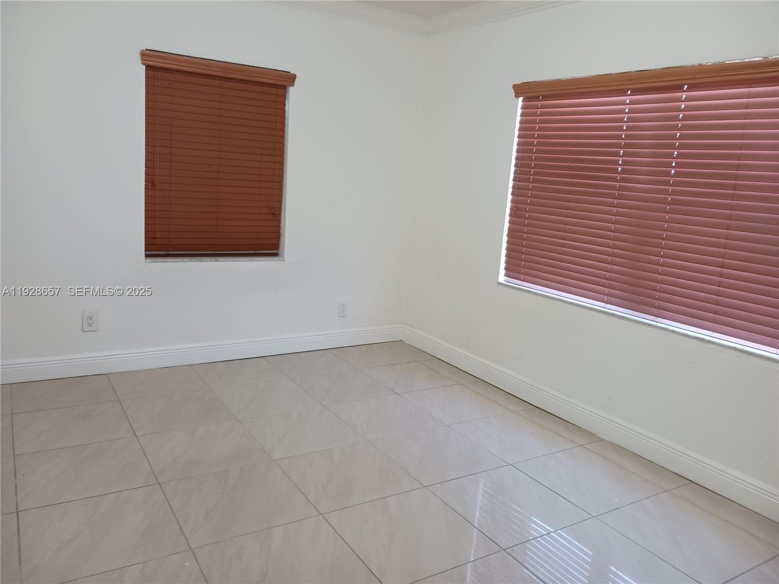 650 SW 44th Ct, Miami, FL 33134 — zdjęcie 4
