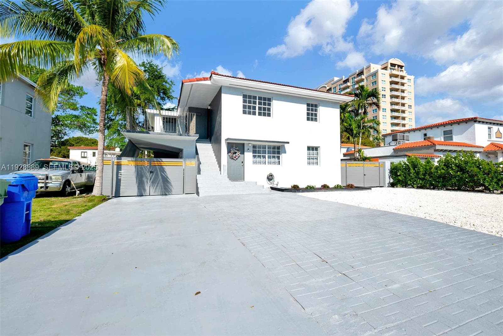 3711 SW 27th Ter, Miami, FL 33134 — zdjęcie 3