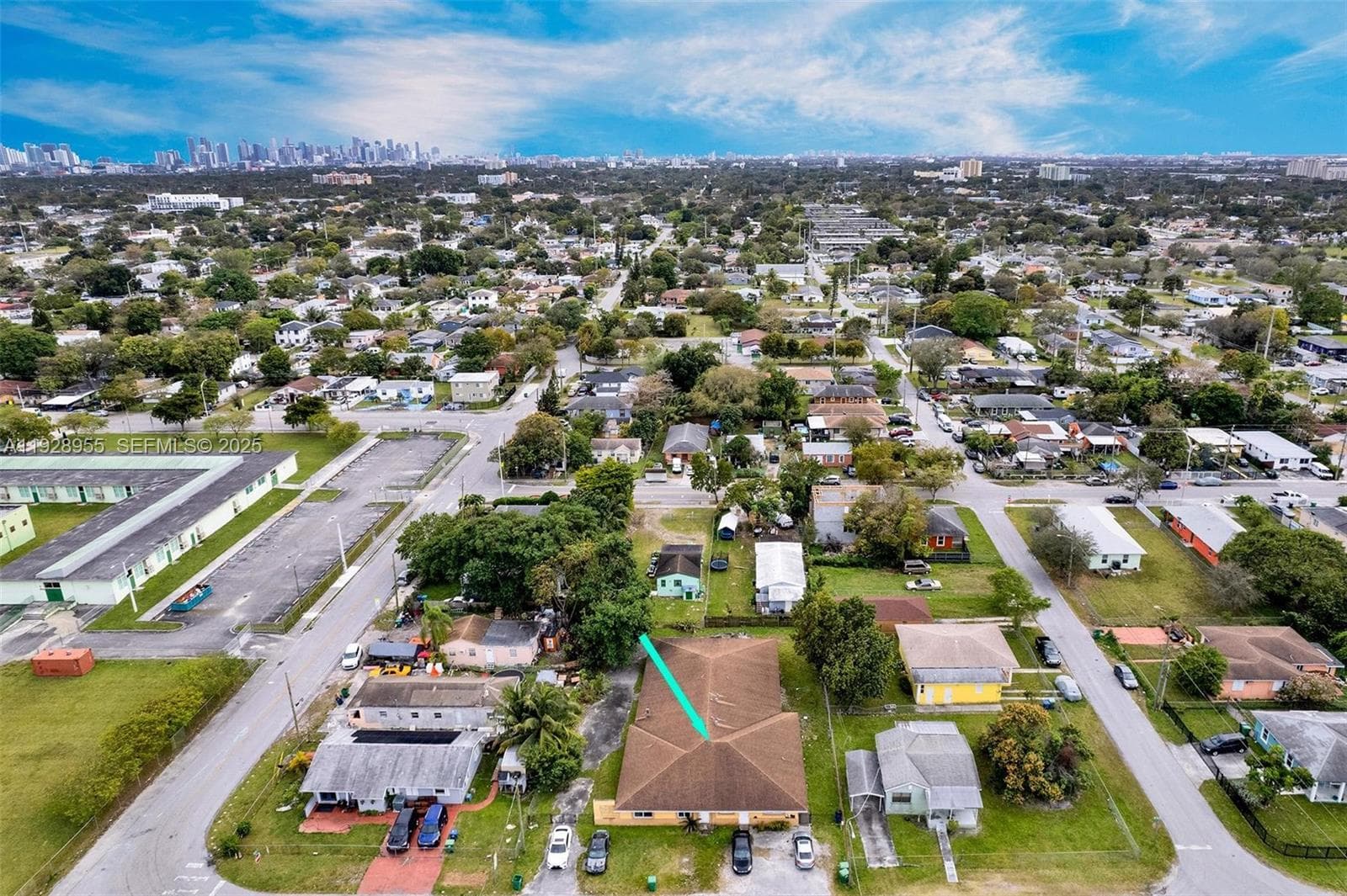 1910 NW 72nd St, Miami, FL 33147 — zdjęcie 5