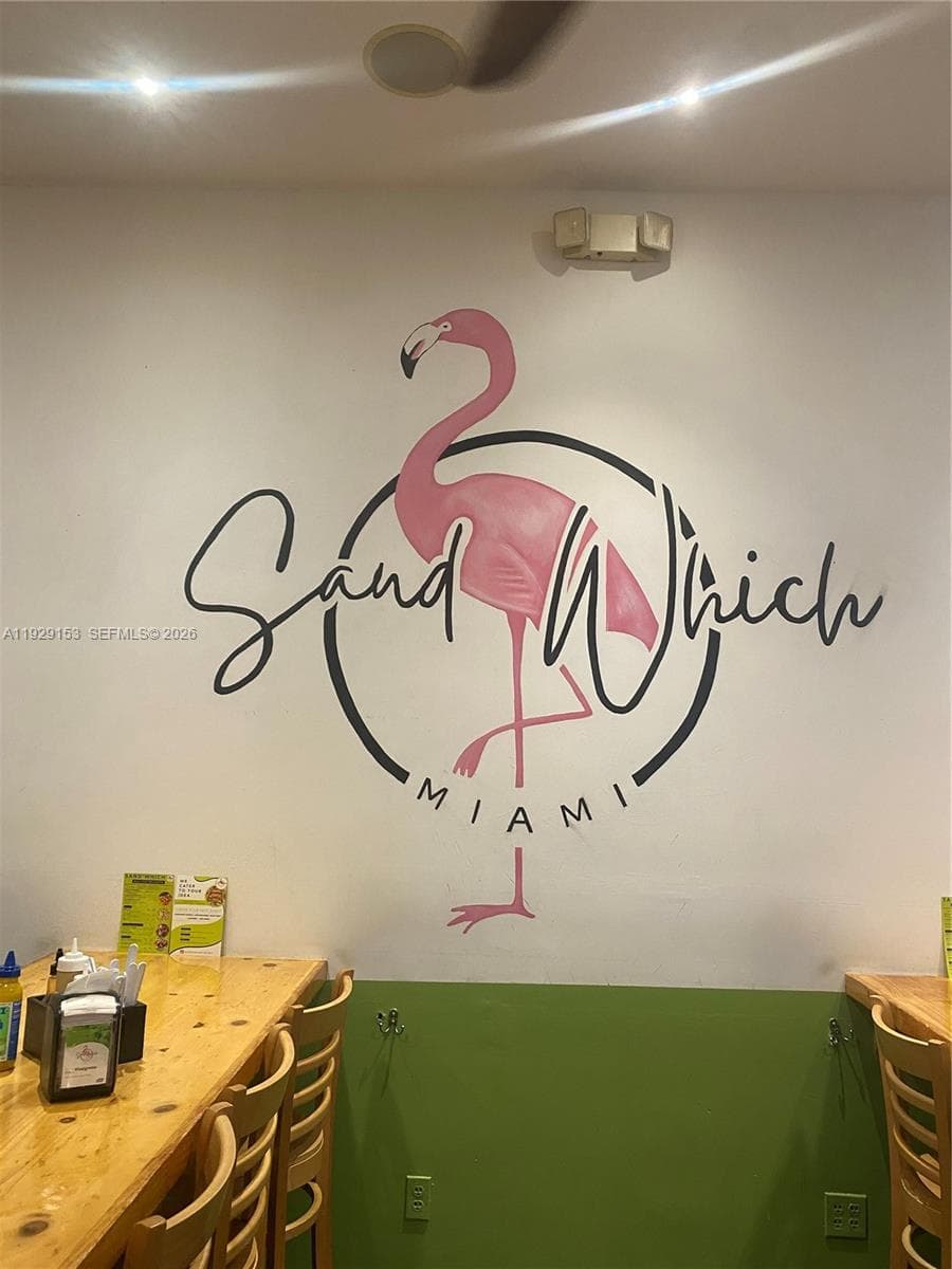 34 SW 8TH ST, Miami, FL 33130 — zdjęcie 2