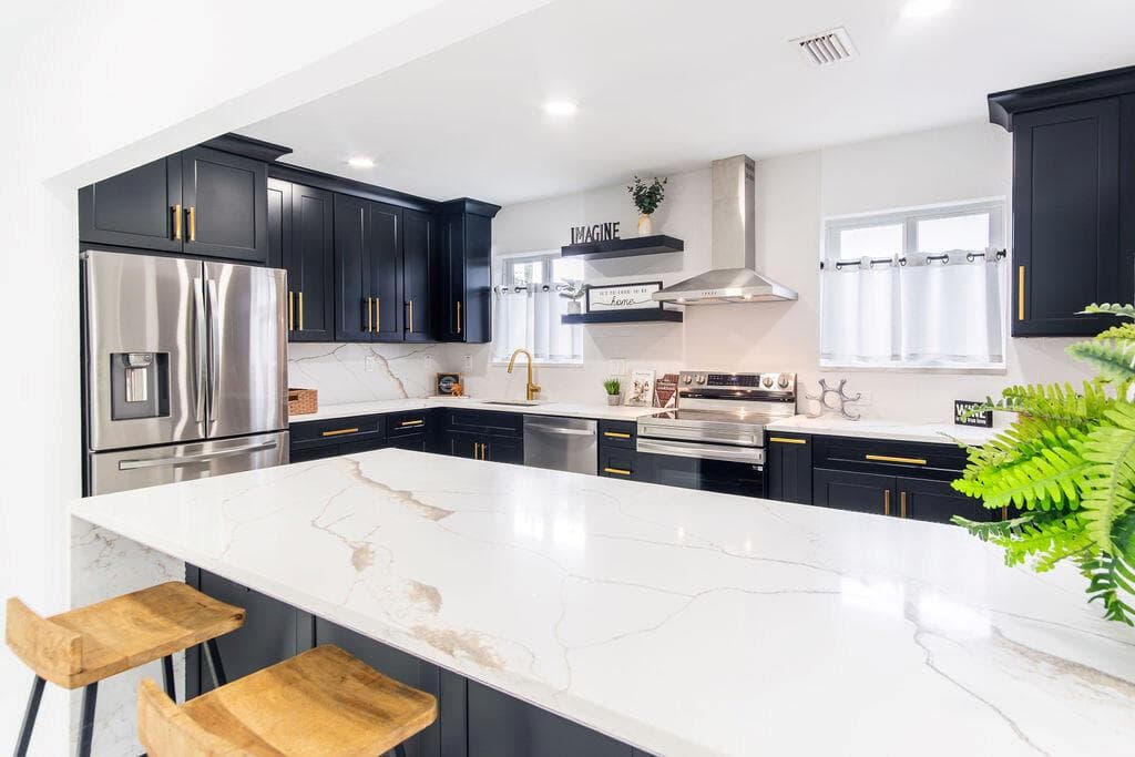 6370 Plunkett Street, Hollywood, FL 33023 — zdjęcie 5