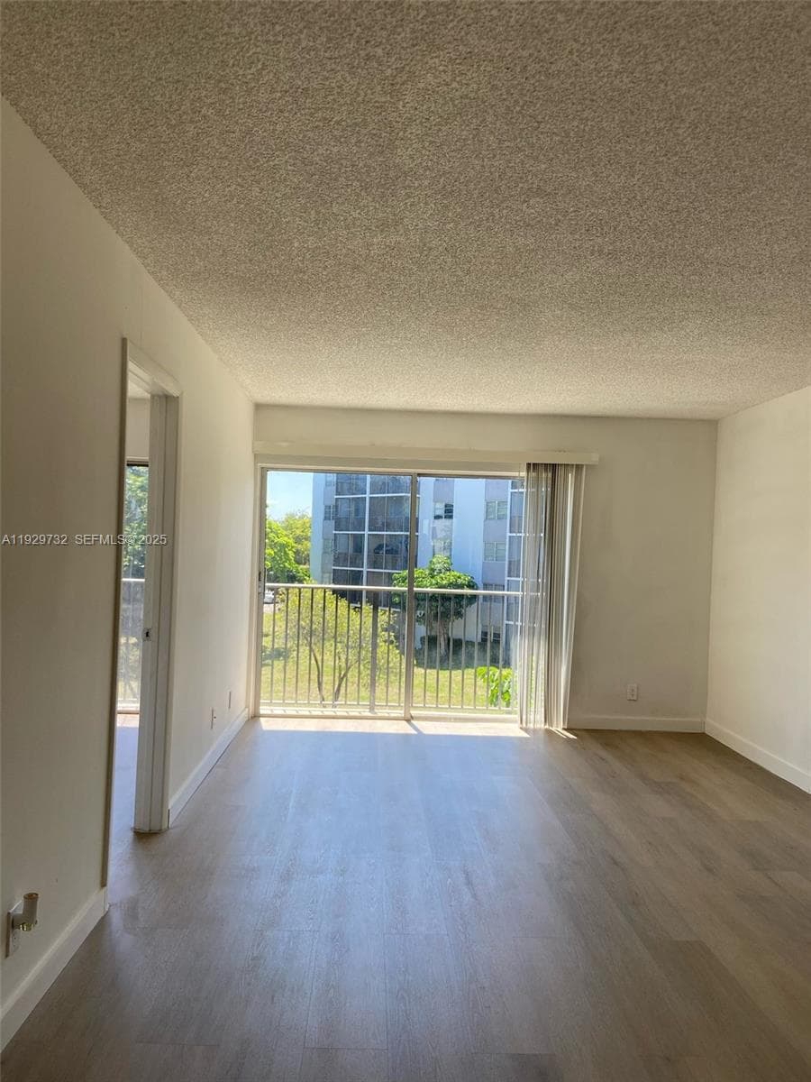 8740 N Sherman Cir # 305, Miramar, FL 33025