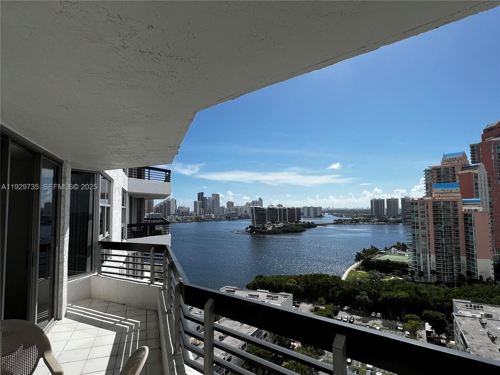 3400 NE 192nd St # 2102, Aventura, FL 33180 — zdjęcie 2